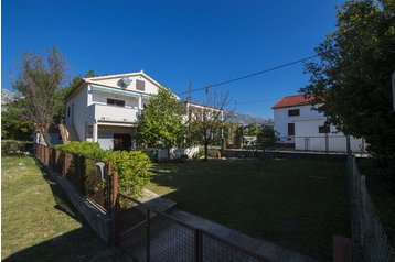 Chorvatsko Byt Starigrad Paklenica, Exteriér